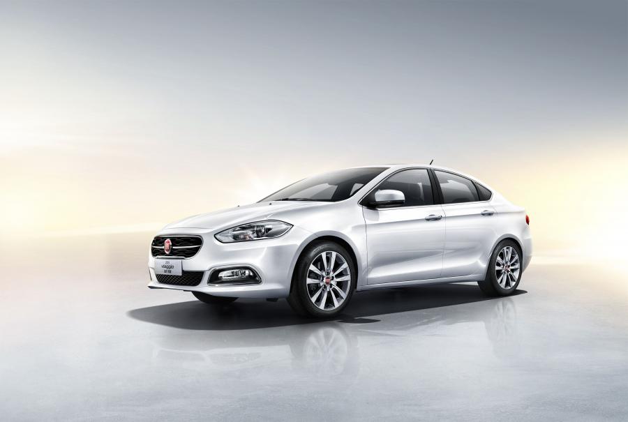  Fiat Viaggio 2014 года  (фото 2 из 2)